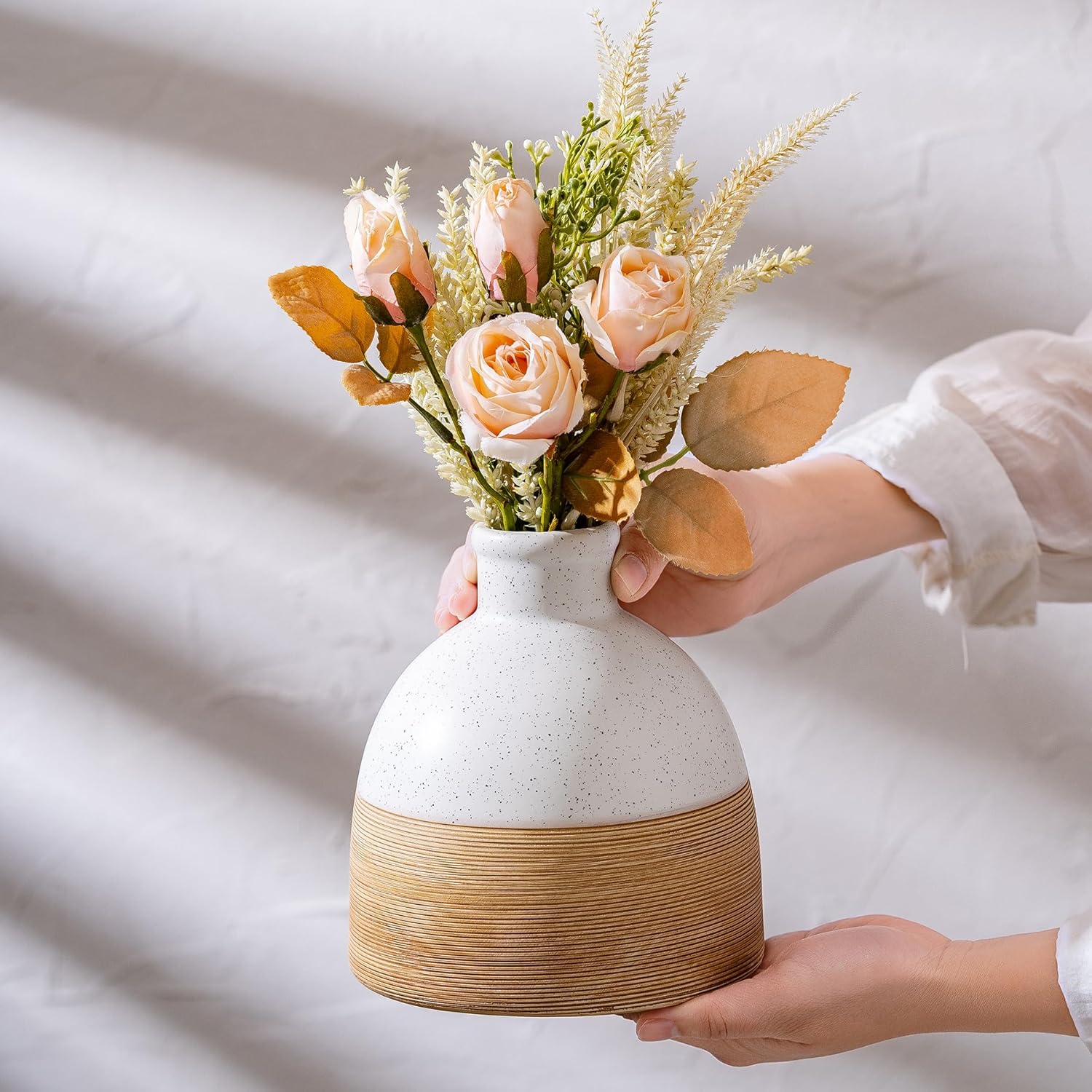 Rustic Farmhouse Flower Large Ceramic Vase, Vintage Pampas Grass White Modern Decorative Ceramic Flower Vase for Home Decor, Table, Living Room Decoration, Shelf Decor, Mantel 6.5 Inch